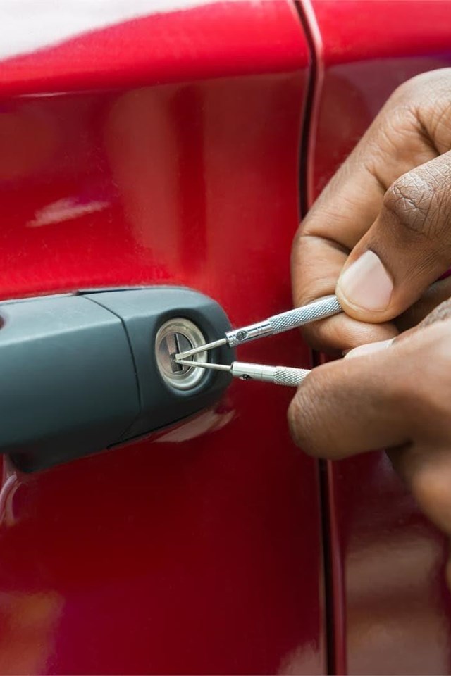 Apertura de puertas y cerraduras