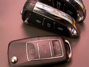 ¿Cuánto cuesta copiar una llave de un coche?