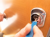 ¿Es necesario cambiar la cerradura después de perder las llaves de casa?